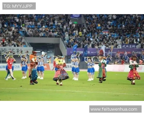 当平凡少年迎来足球球星附体瞬间梦想与荣耀在绿茵场绽放 当平凡少年迎来足球球星附体瞬间梦想与荣耀在绿茵场绽放