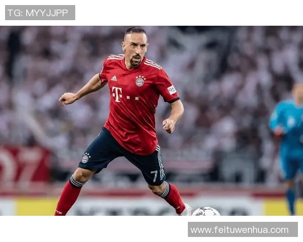 足球球星一年收入高达数亿,超高额合同引热议 足球球星一年收入高达数亿,超高额合同引热议